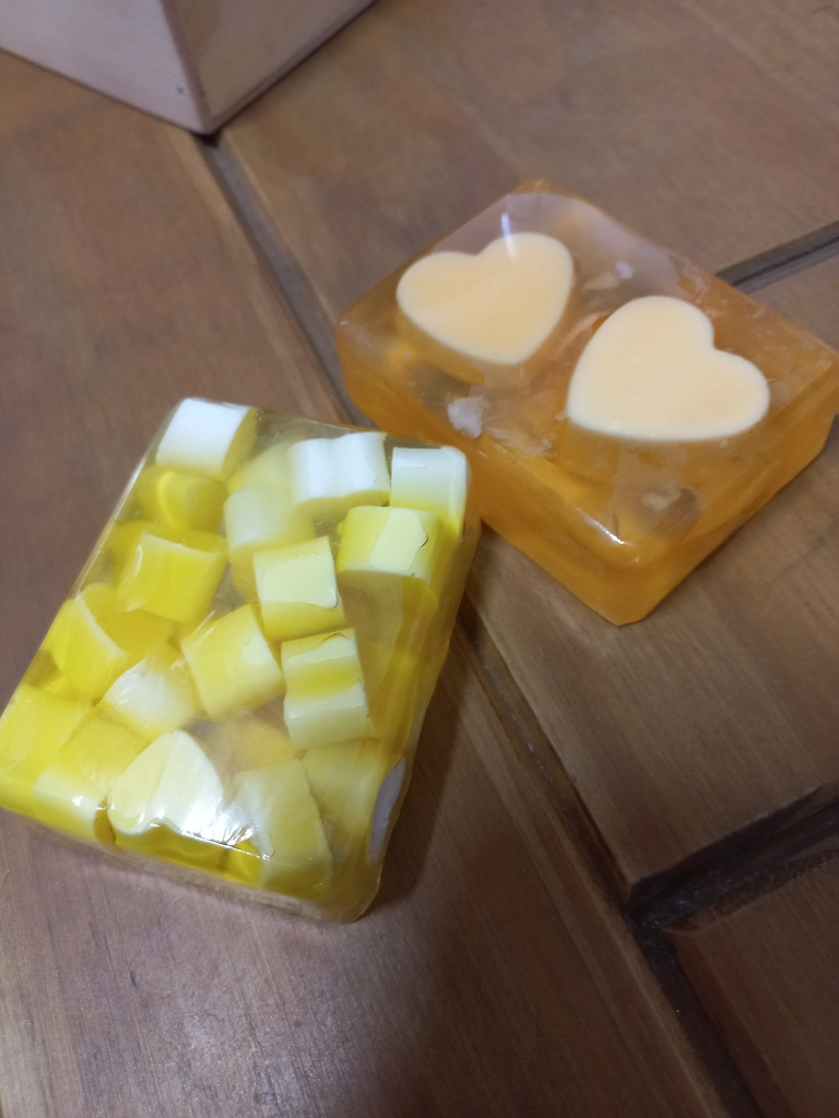 JABON 2 CORAZONES